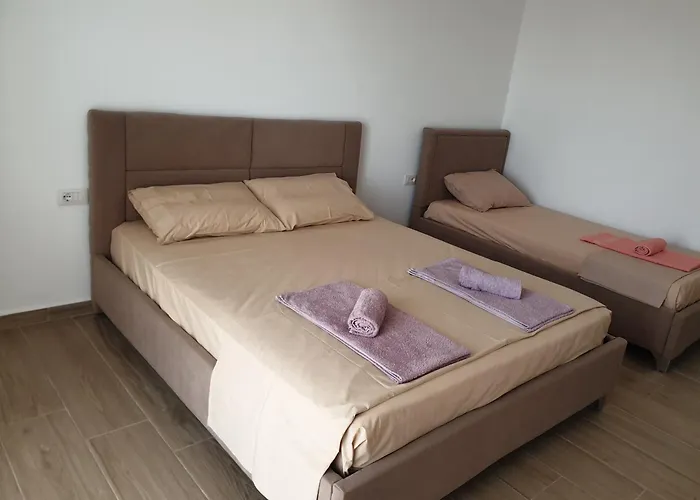By George Apartament Dhërmi