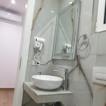 By George ديرمي