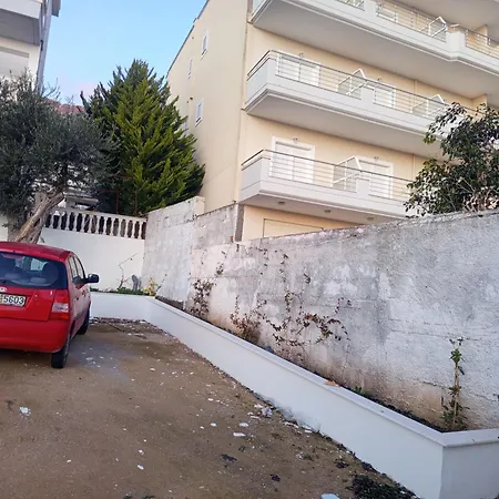 By George Appartement Dhërmi