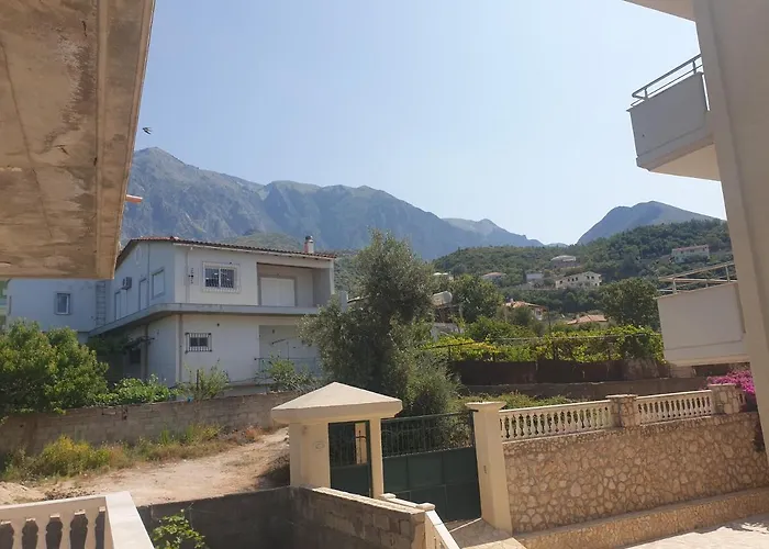 By George ديرمي