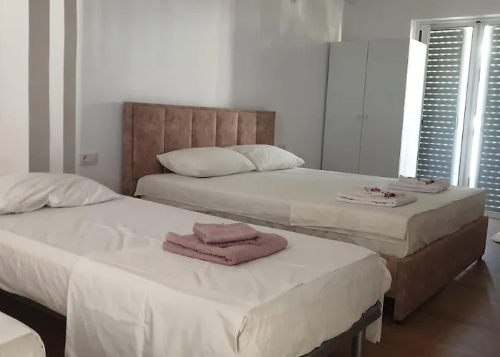 By George Appartement Dhërmi