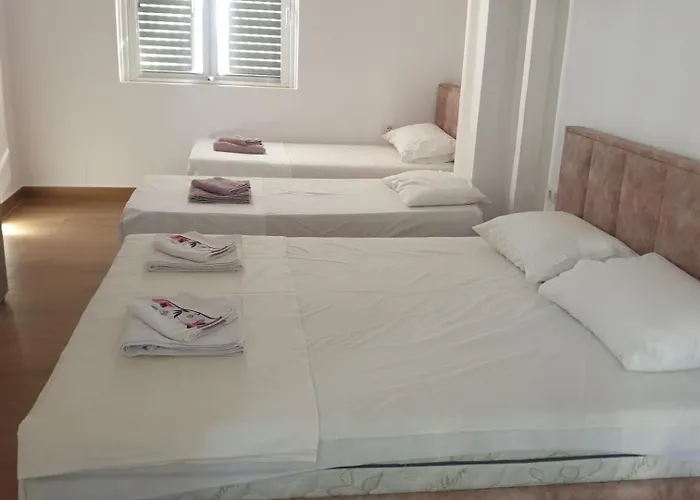 By George ديرمي